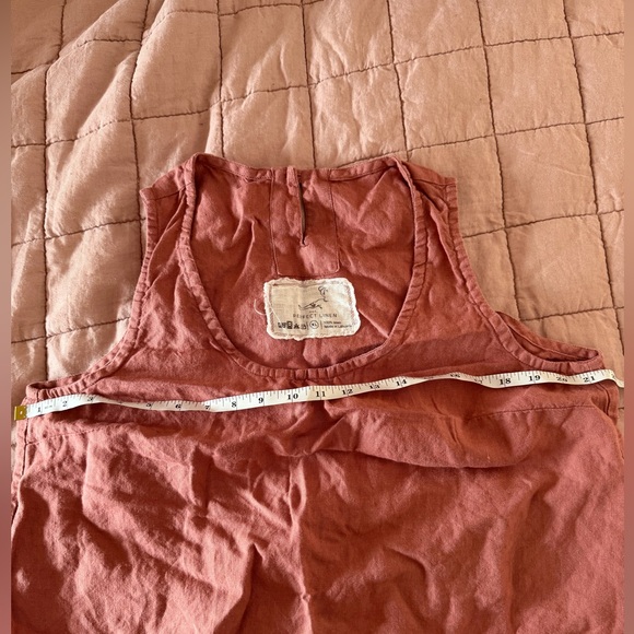 Not Perfect Linen Tank Top - Picture 3 of 7